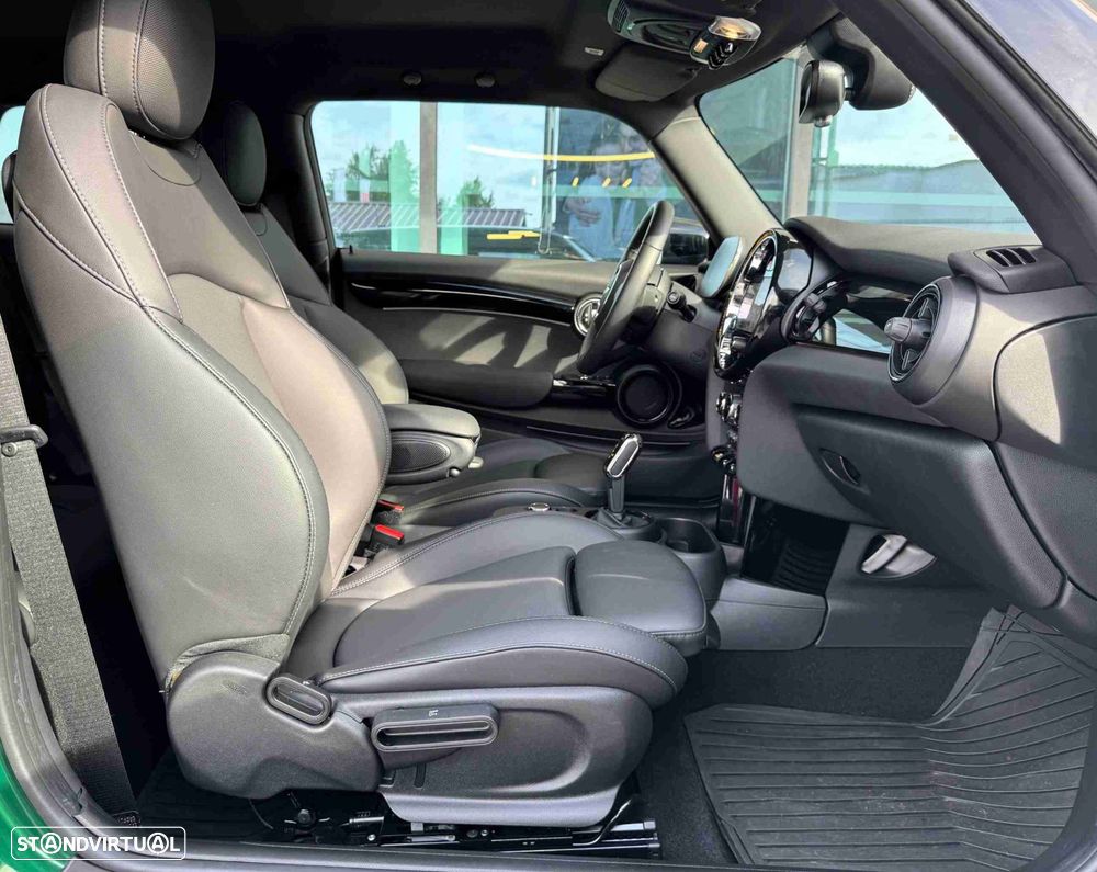 MINI 3 Portas Cooper SE - 9