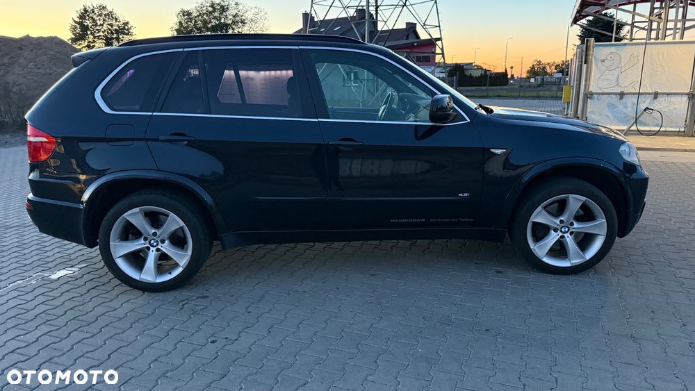 BMW X5 4.8is - 4