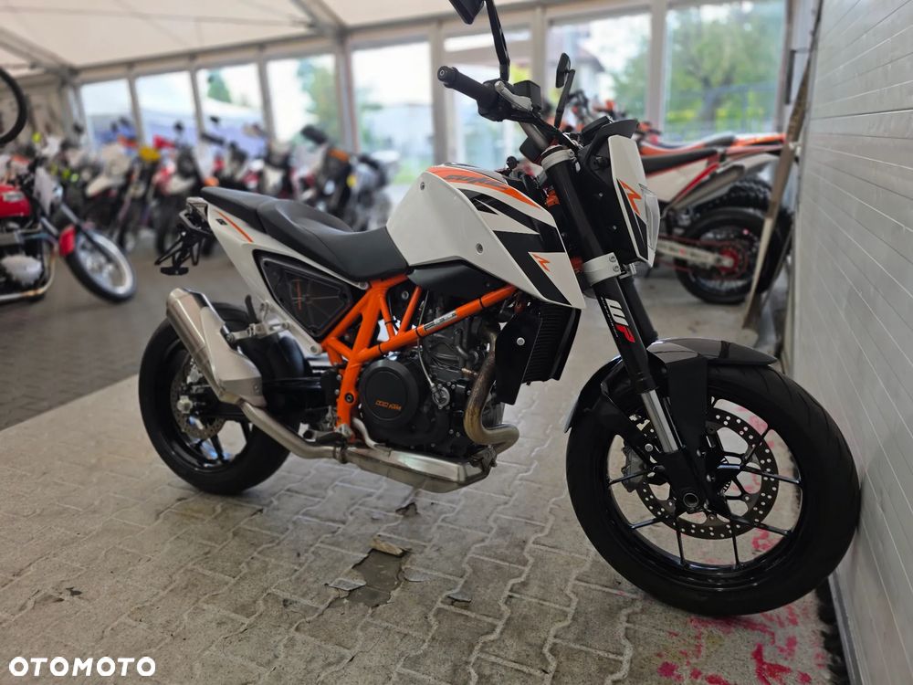 KTM Duke - 22