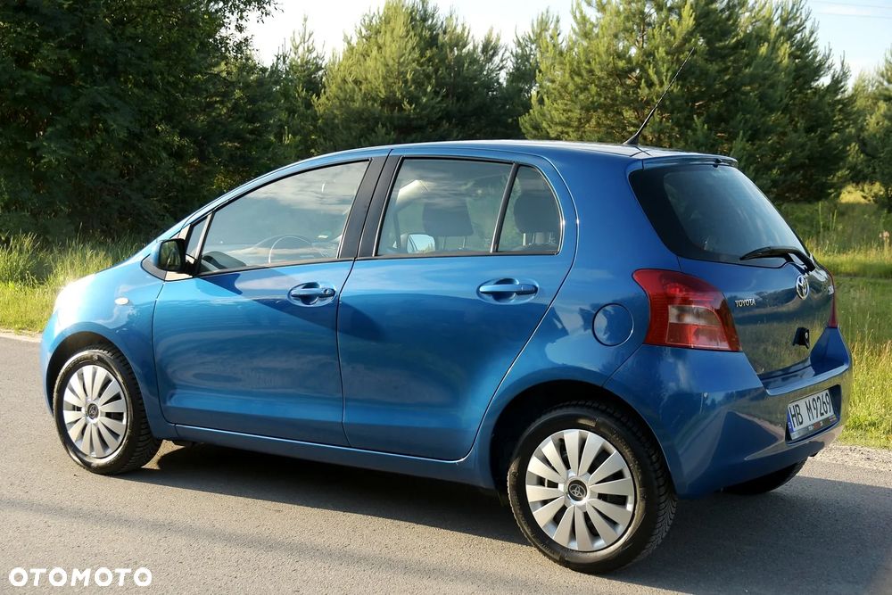 Toyota Yaris 1.0 VVT-i - 6