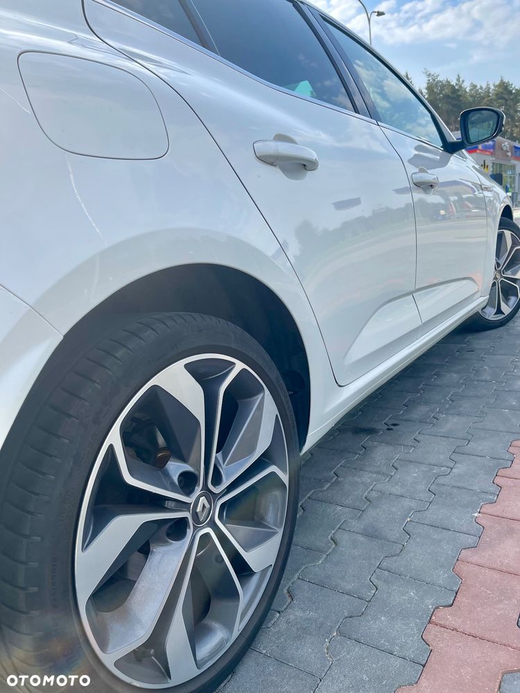 Renault Megane TCe 140 GPF BOSE EDITION - 15