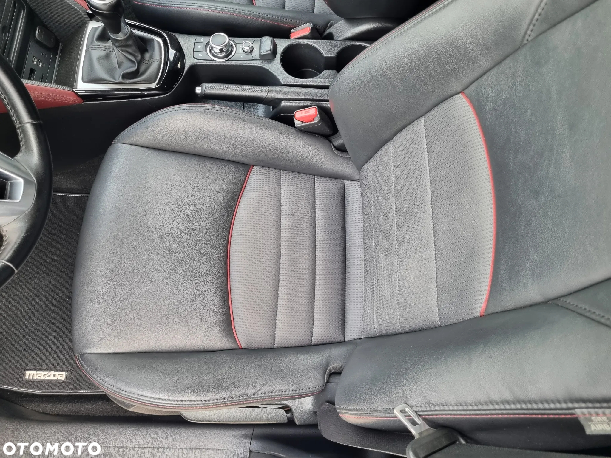Mazda CX-3 SKYACTIV-G 120 FWD Sports-Line - 27