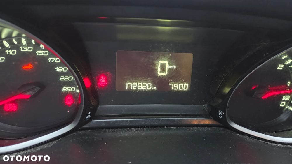 Peugeot 308 BlueHDi 130 Stop & Start Allure Business-Paket - 13