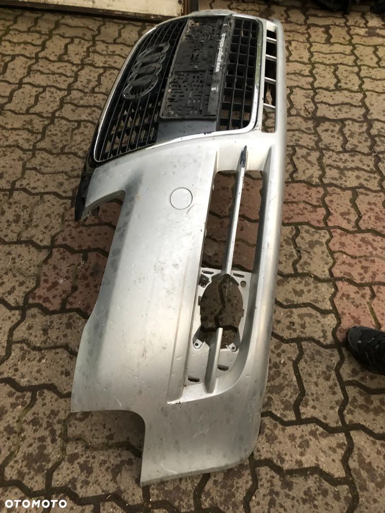 AUDI B6 ZDERZK  PRZÓD GRILL - 4