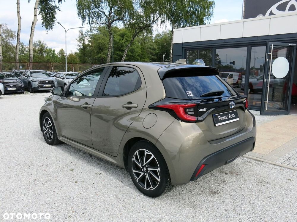 Toyota Yaris 2022 photo 3