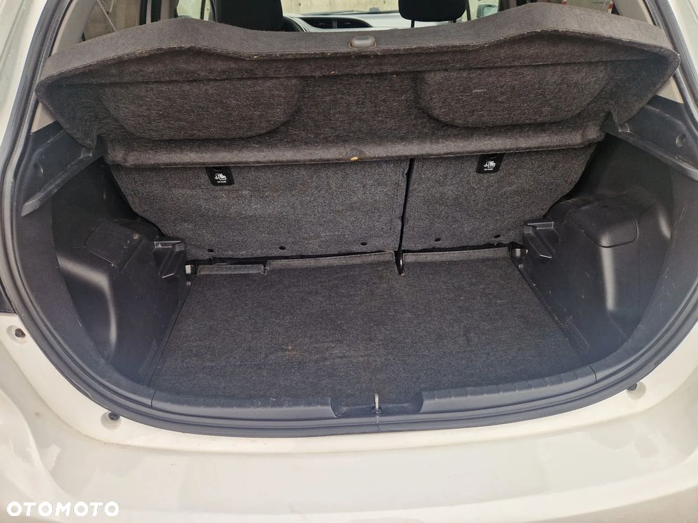 Toyota Yaris 1.5 Active - 17