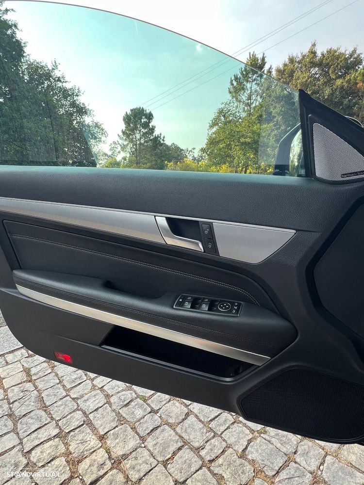 Mercedes-Benz E 250 (BlueTEC) d 9G-TRONIC - 11