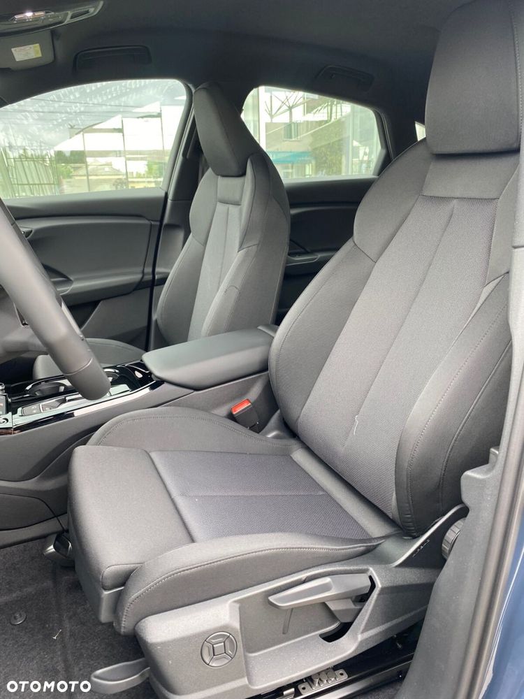 Audi Q6 Sportback e-tron - 12