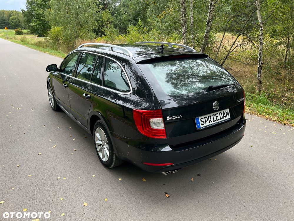 Skoda Superb 2.0 TDI Business - 29
