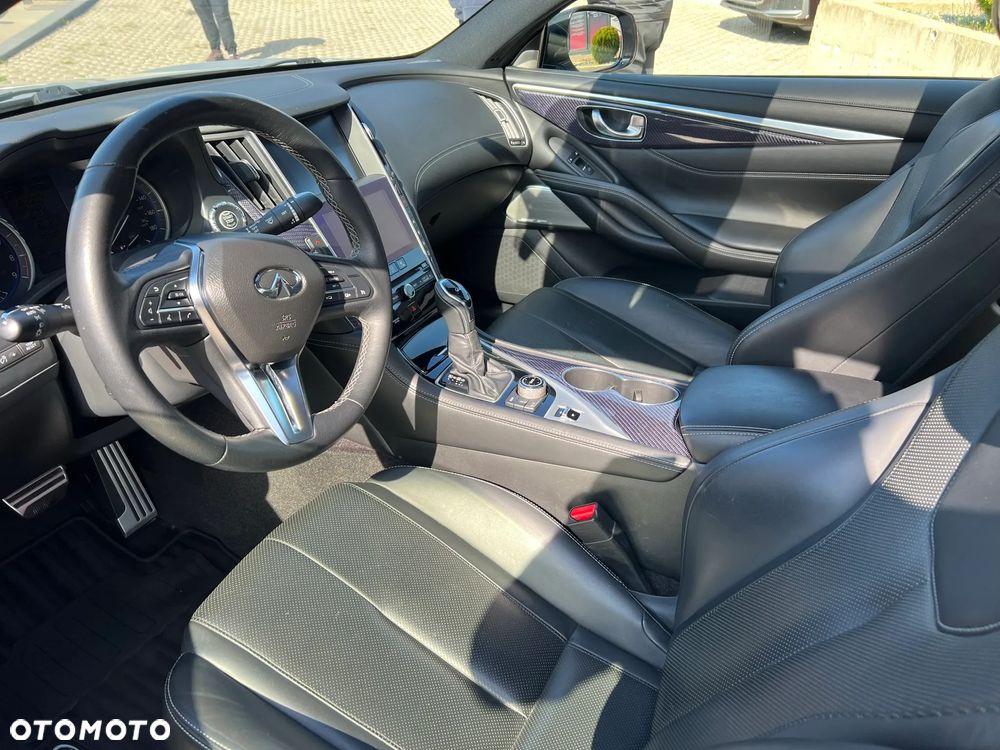 Infiniti Q60 - 7