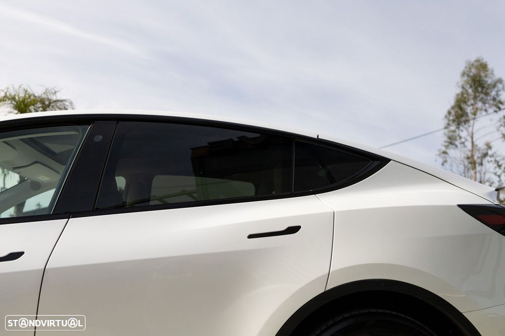 Tesla Model Y Long Range Tração Integral - 13