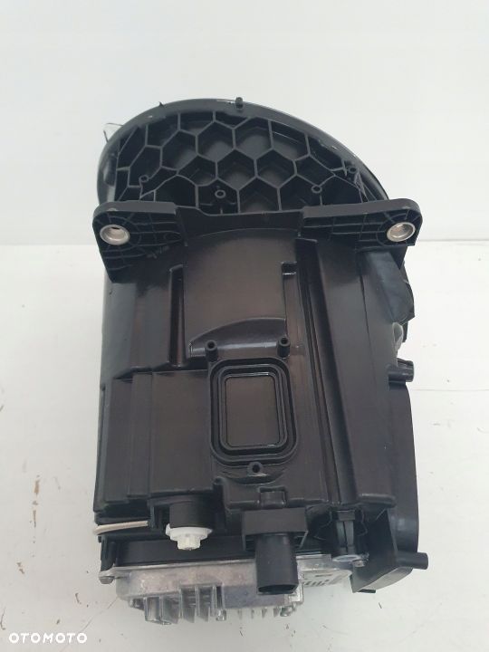 MERCEDES G KLASA W463 LAMPA LEWA LED - 9