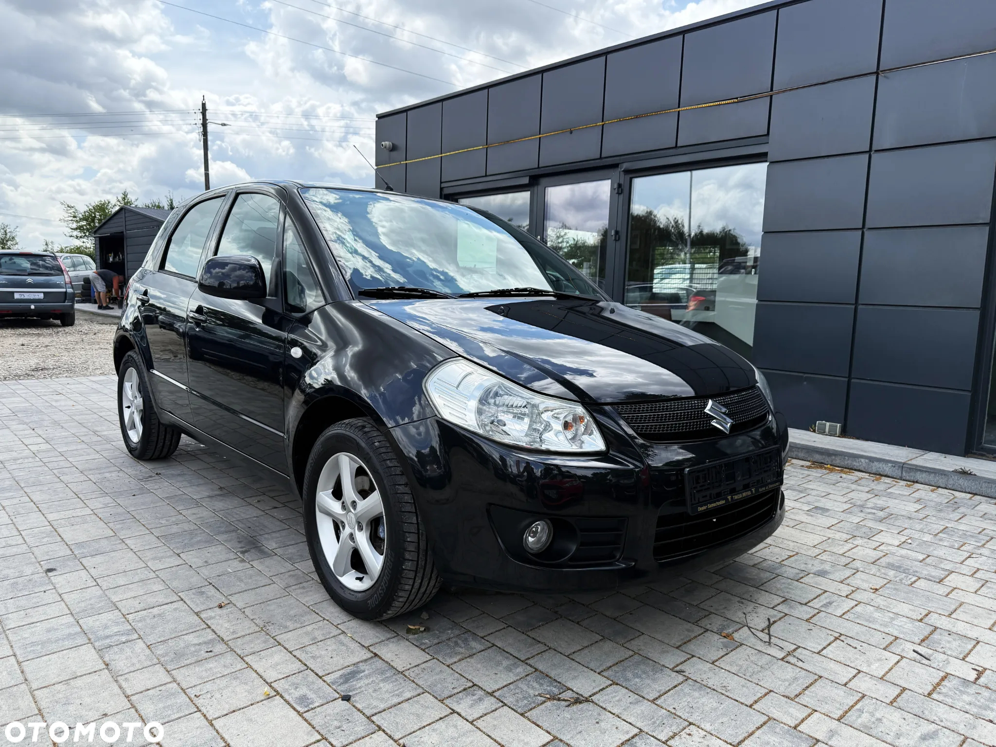 Suzuki SX4 1.6 GS / Premium - 8