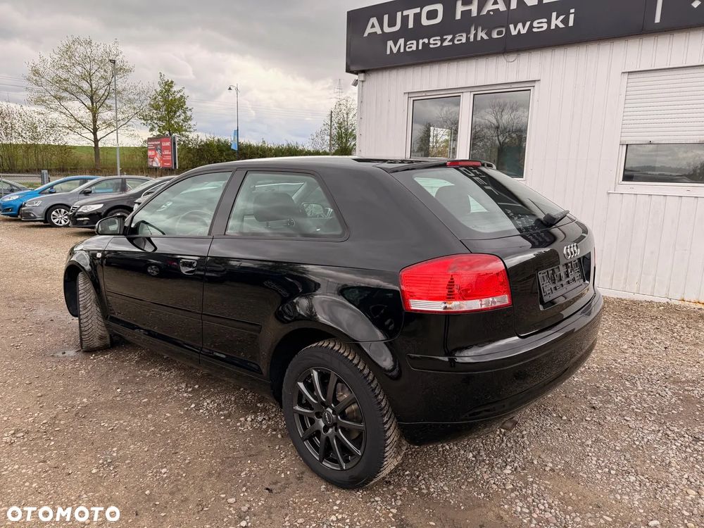 Audi A3 3-drzwiowe 1.6 FSI S Line Sportpaket plus - 5