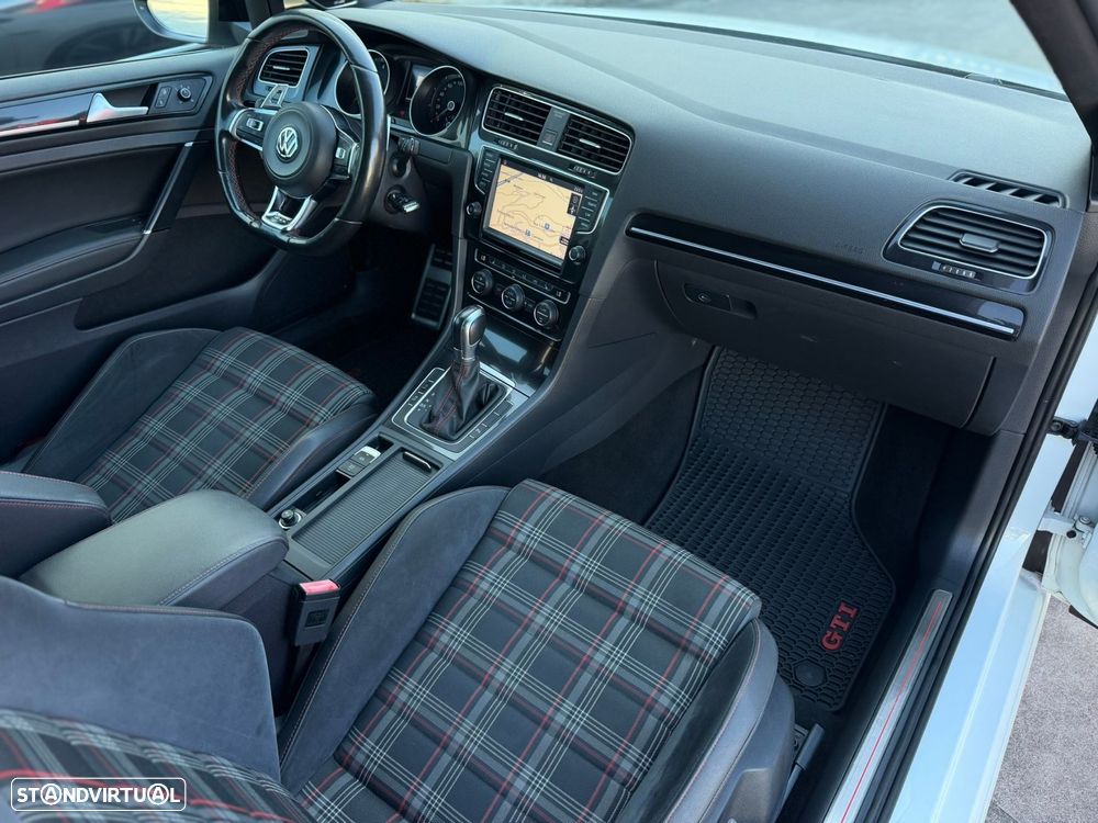 VW Golf 2.0 TSi GTi DSG Performance - 47