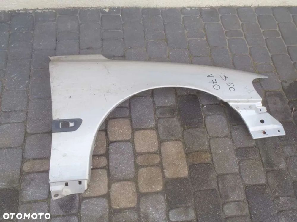 błotnik volvo s60 v70 xc70 oryginal bez rdzy - 4