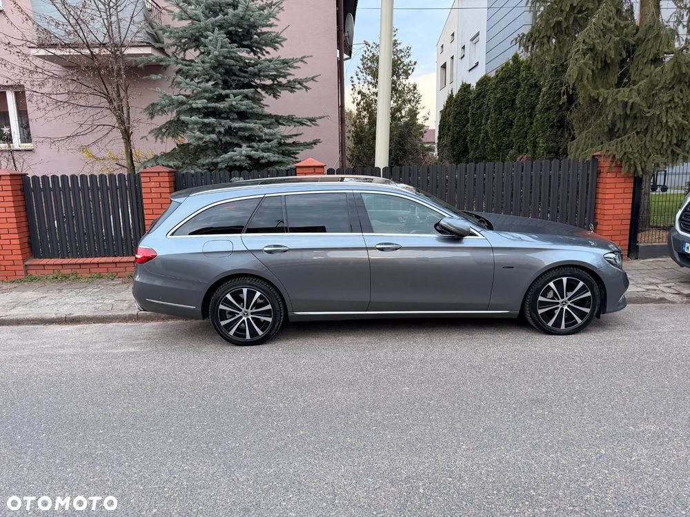 Mercedes-Benz Klasa E 300 de Exclusive - 10