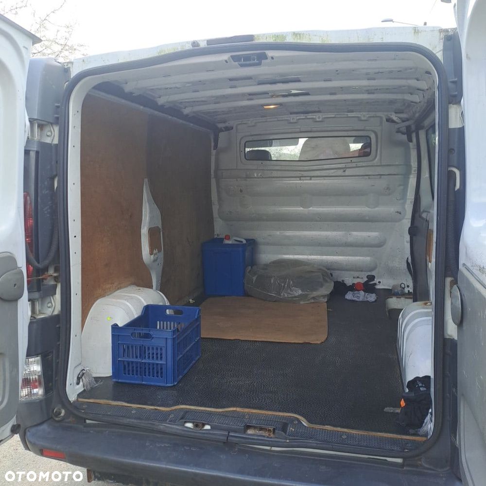 Opel Vivaro - 9