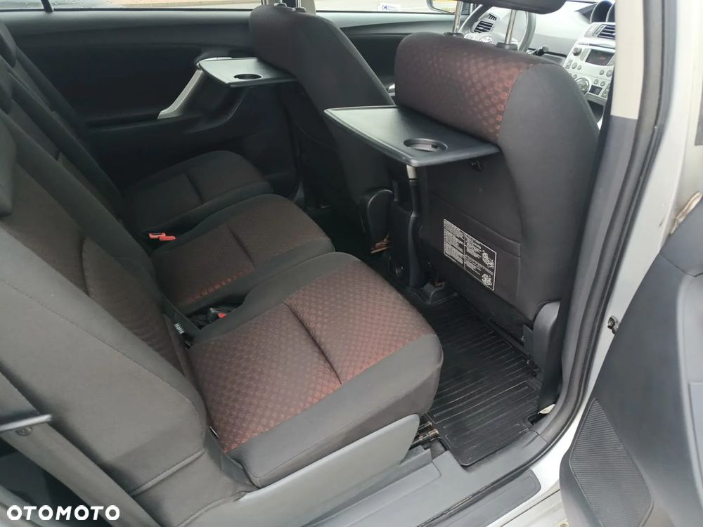 Toyota Verso 1.8 Premium 7os - 19