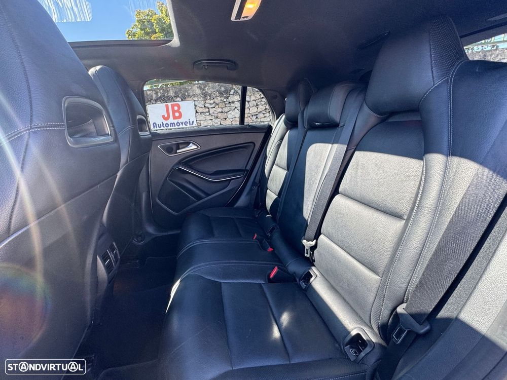 Mercedes-Benz CLA 200 d Shooting Brake AMG Line Aut. - 13