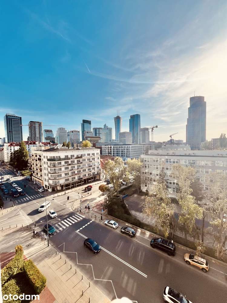 3 oddzielne pokoje 56m2  / ul. Chłodna , Wola / 6100 zł z czynszem
