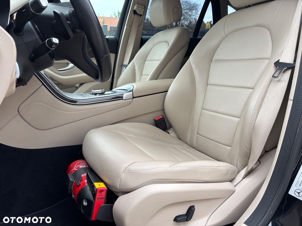 Mercedes-Benz GLC - 19