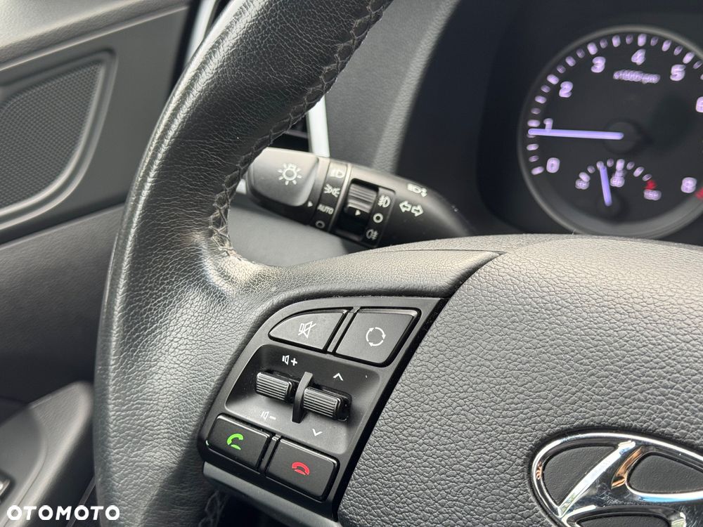 Hyundai Tucson 1.6 GDI BlueDrive Style 2WD - 29