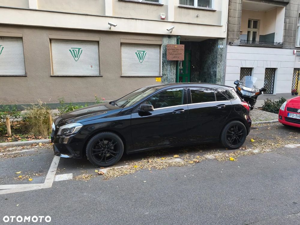 Mercedes-Benz Klasa A 180 7G-DCT Urban - 4