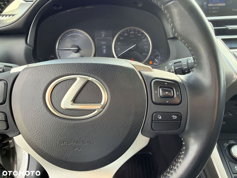 Lexus NX 300h Elite AWD - 22
