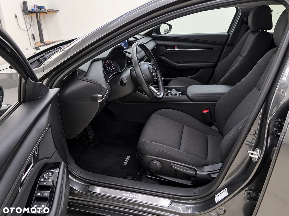 Mazda 3 e-SKYACTIV-G 150 M HYBRID EXCLUSIVE-LINE - 10