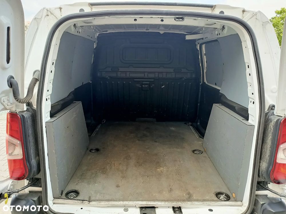 Toyota Proace City Van - 10