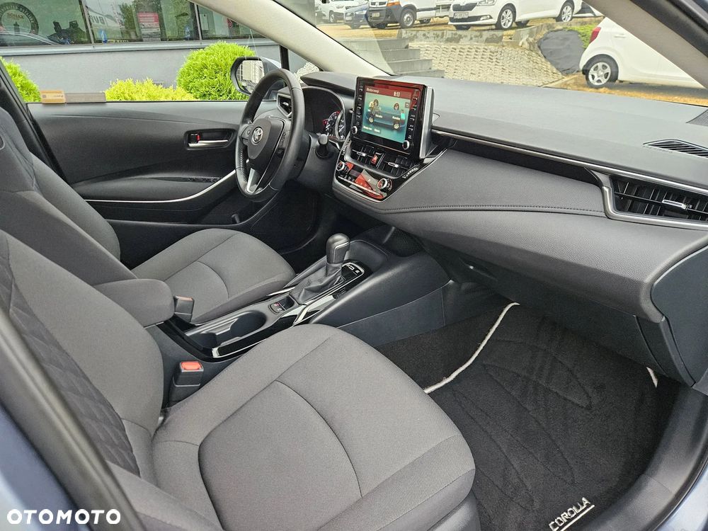 Toyota Corolla 1.8 Hybrid Comfort - 12