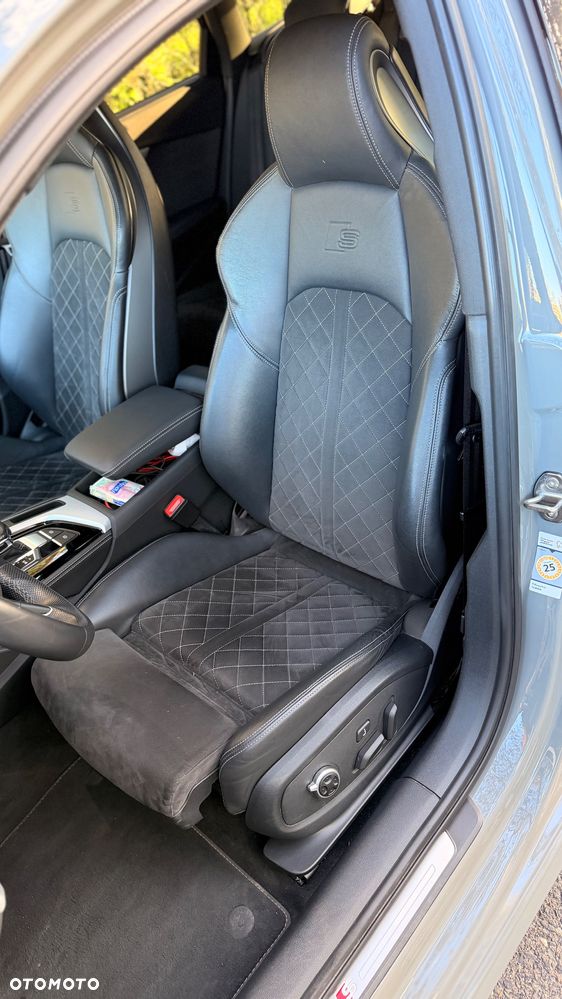 Audi A4 Avant - 5