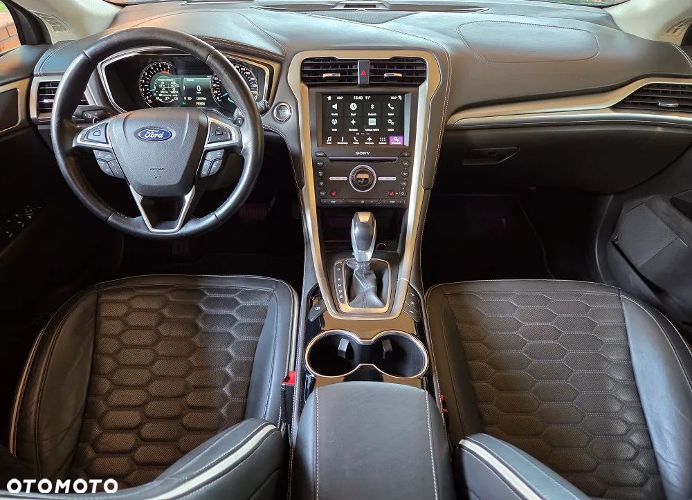 Ford Mondeo Turnier TDCi Bi-Turbo PowerShift-Aut Vignale - 17
