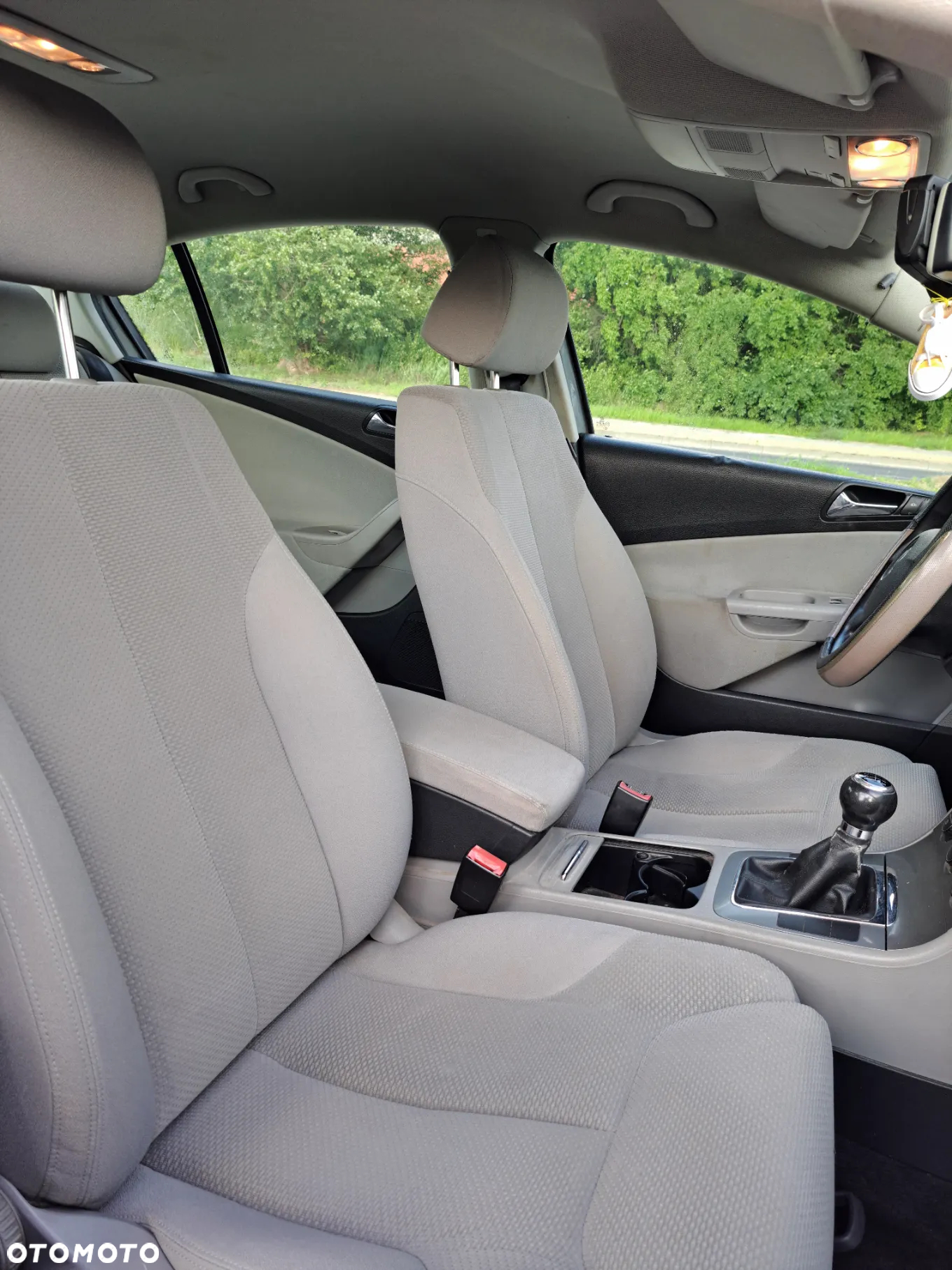 Volkswagen Passat 2.0 TDI Trendline - 9