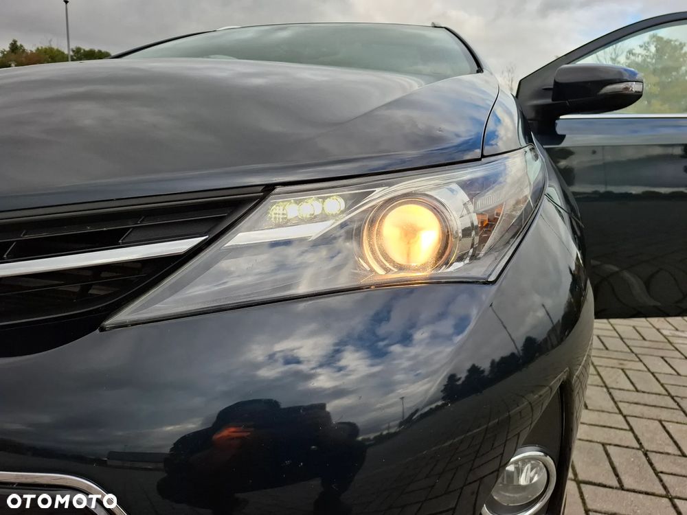 Toyota Auris 2.0 D-4D Prestige - 27