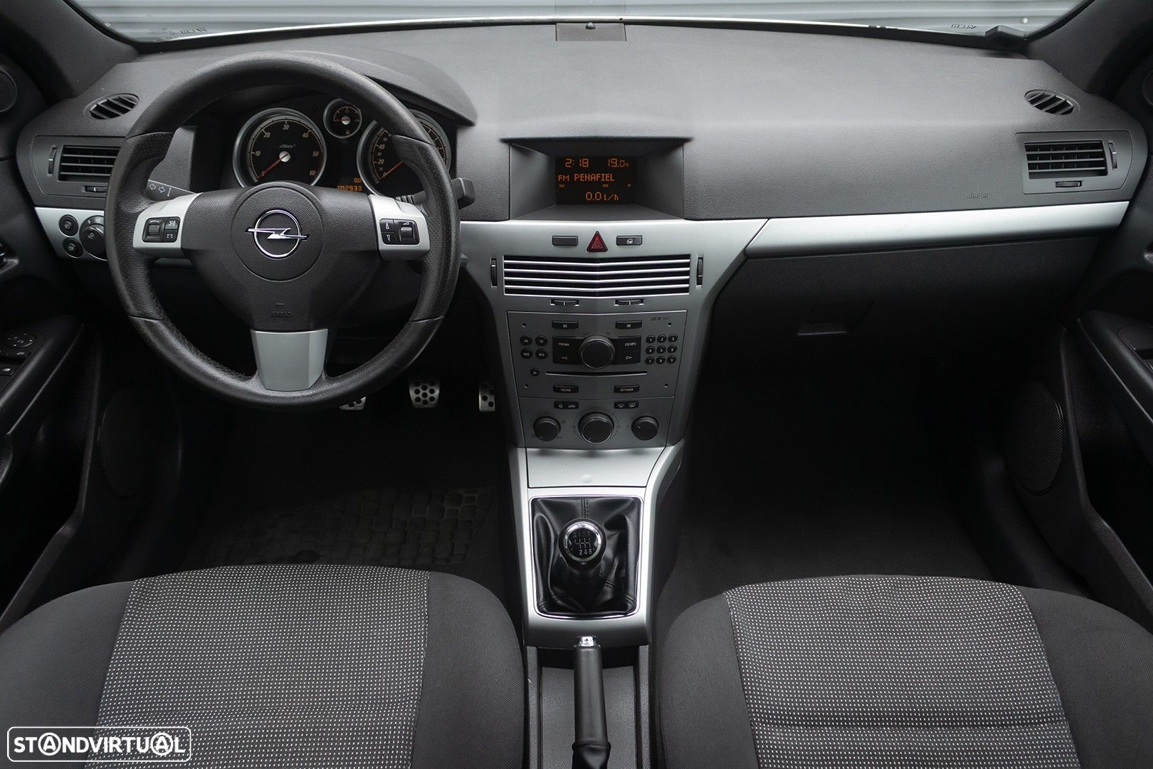 Opel Astra GTC 1.3 CDTi - 8