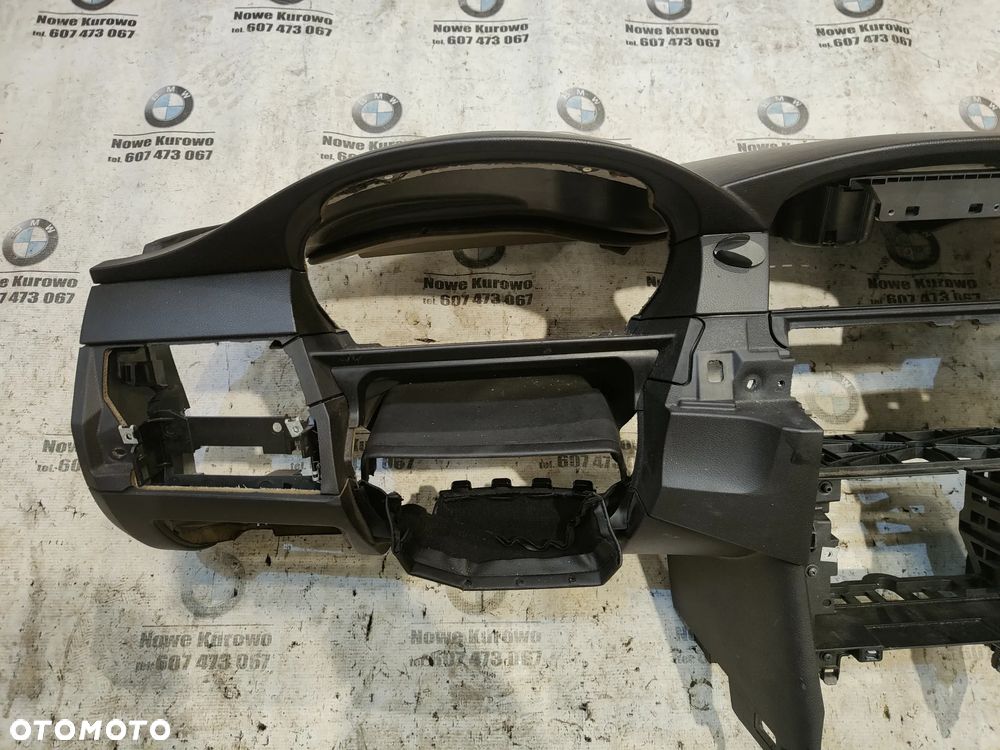 BMW E60 E61 Deska Rozdzielcza Konsola Na kluczyk 7063264 - 3
