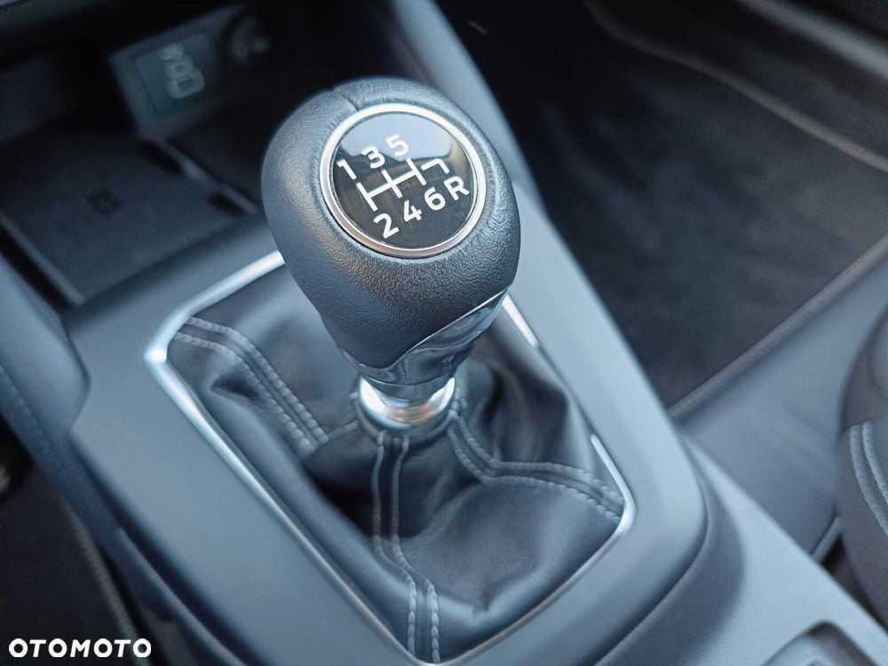 Ford Focus SW 1.0 EcoBoost mHEV Titanium X - 22