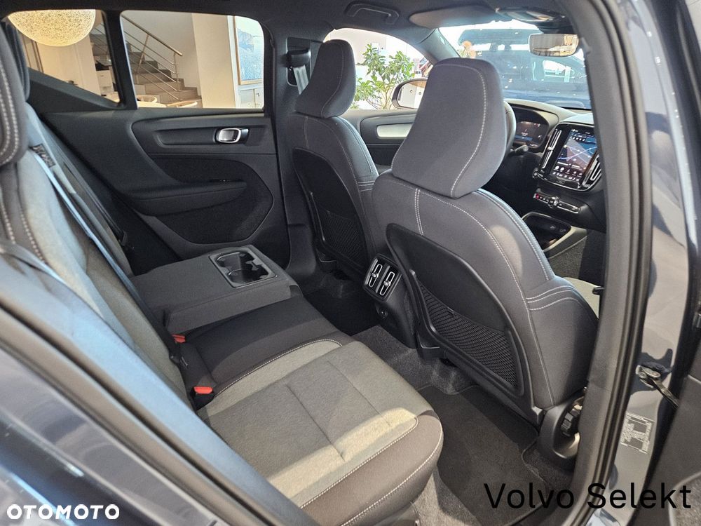 Volvo XC 40 - 28
