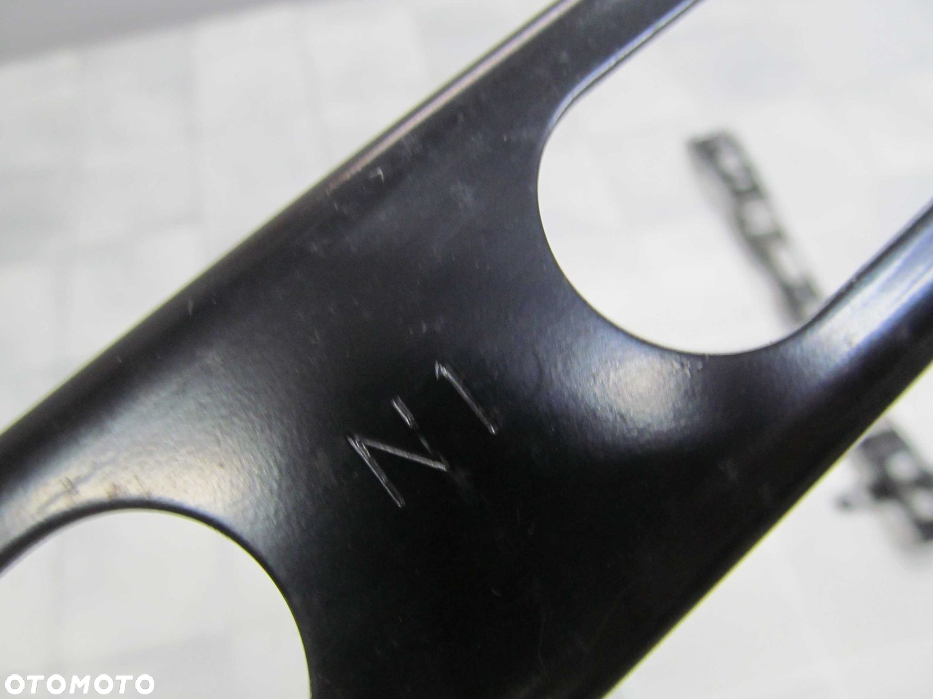 TOYOTA AVENSIS VERSO MOCOWANIE FOTELA TYL III RZAD PRAWY 01-07 - 4
