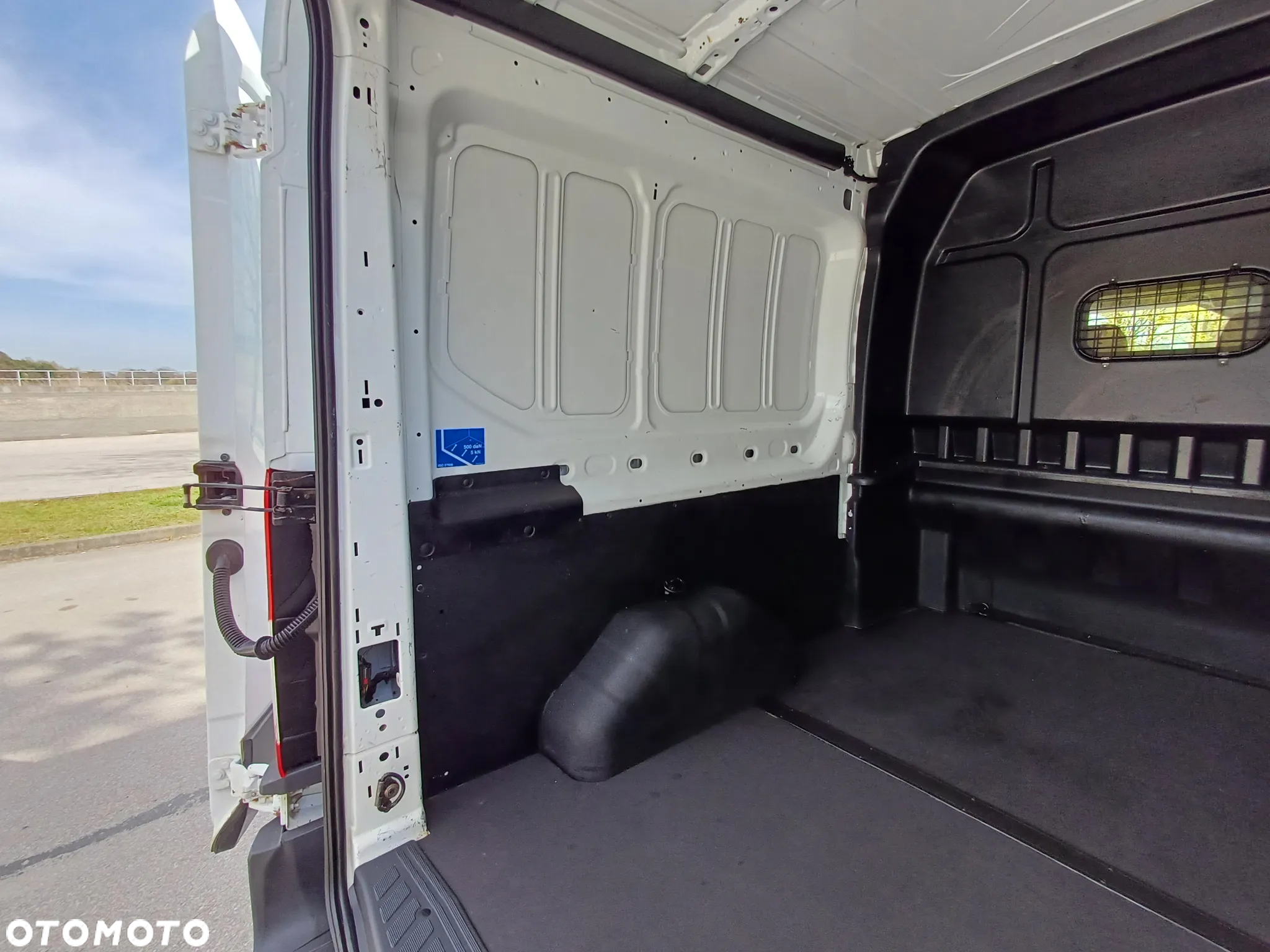 Ford Transit - 19