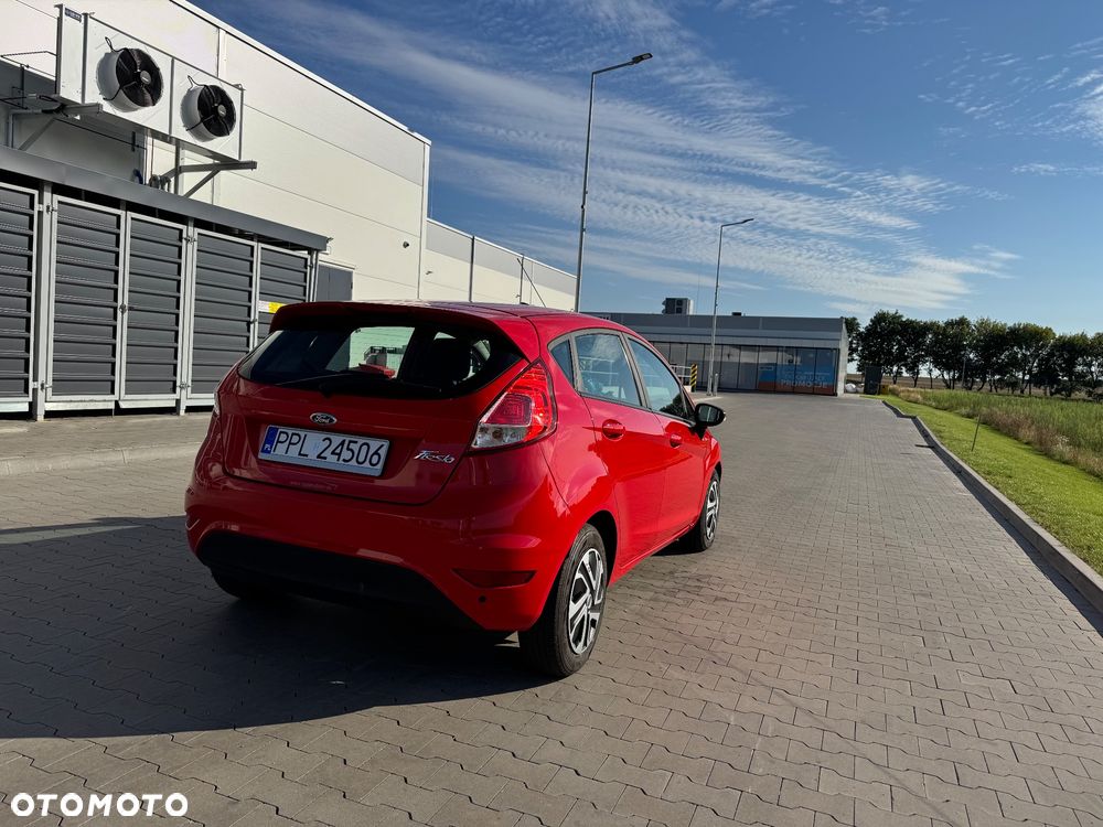 Ford Fiesta - 12