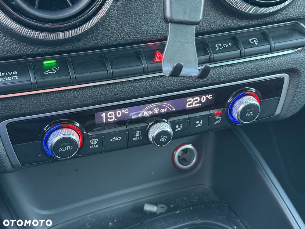 Volkswagen Golf 1.4 GTE Plug-In-Hybrid DSG - 17