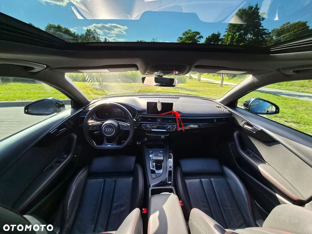 Audi A4 Limousine - 13