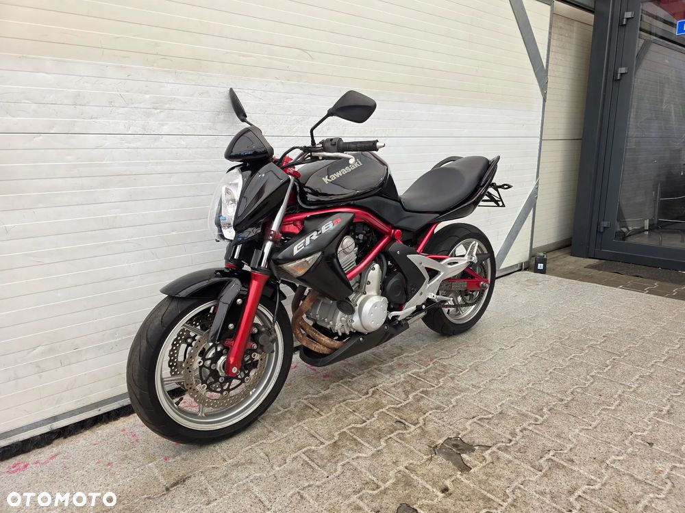 Kawasaki ER - 12