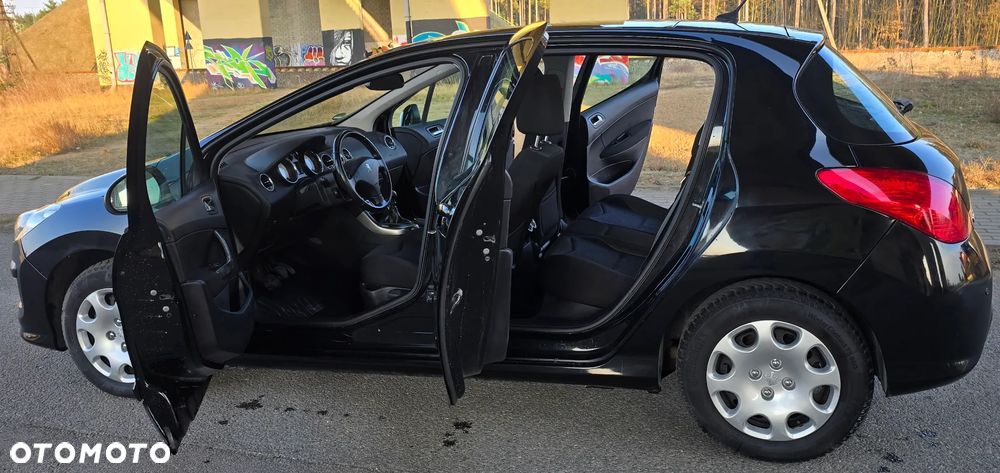 Peugeot 308 1.6 HDi Premium Plus - 18