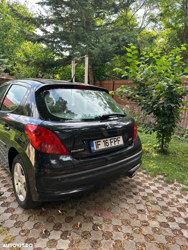 PEUGEOT 207 2008