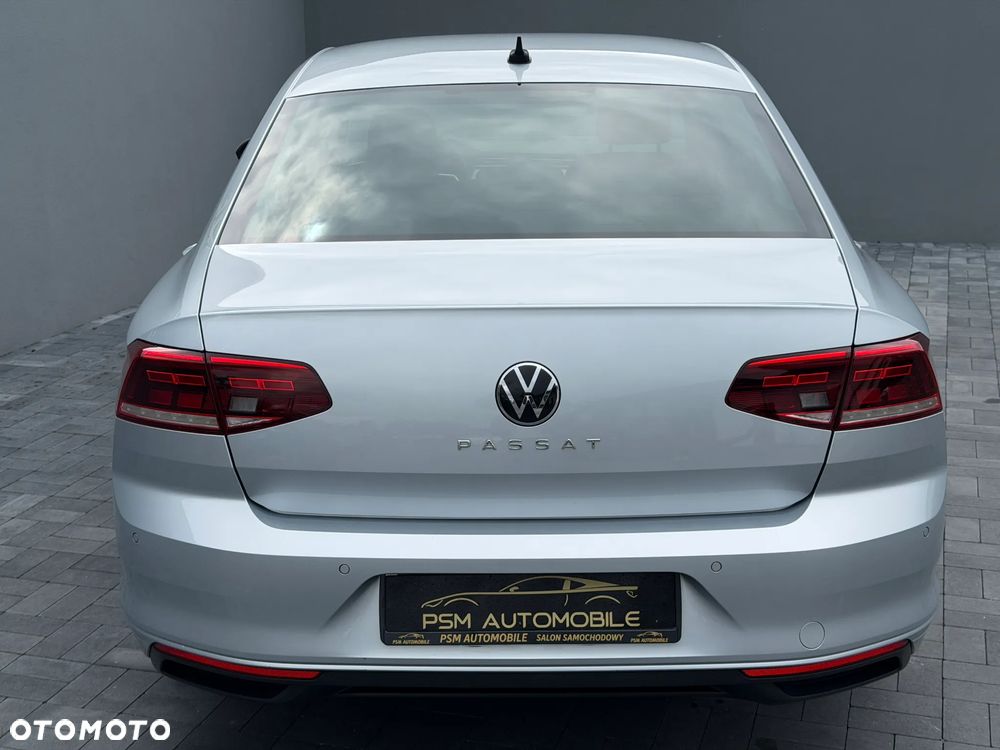 Volkswagen Passat 2.0 TDI EVO Essence - 10