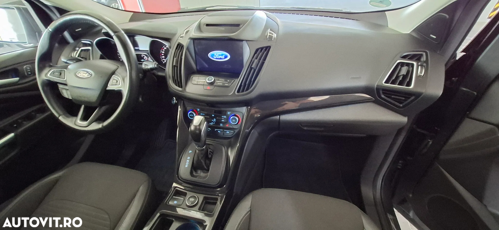 Ford Kuga 1.5 EcoBoost 4x4 Aut. Titanium - 10